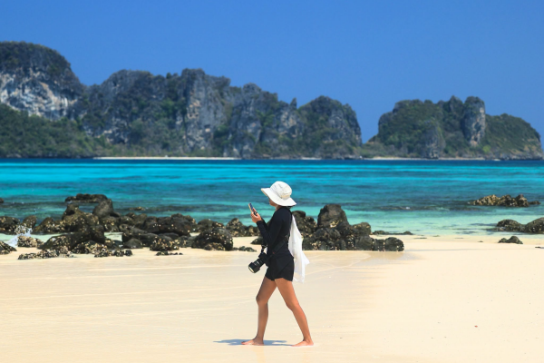 Guests enjoying a Phi Phi and Maiton Island Tour by Catamaran from Phuket