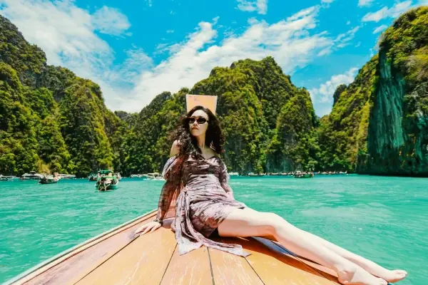 Pileh Lagoon long-tail boat experience on the Phi Phi Island Tour by Power Catamaran from Phuket