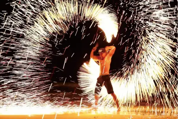 Fire show on Phi Phi Don Island during the overnight Phi Phi James Bond Krabi 2 day tour from Phuket