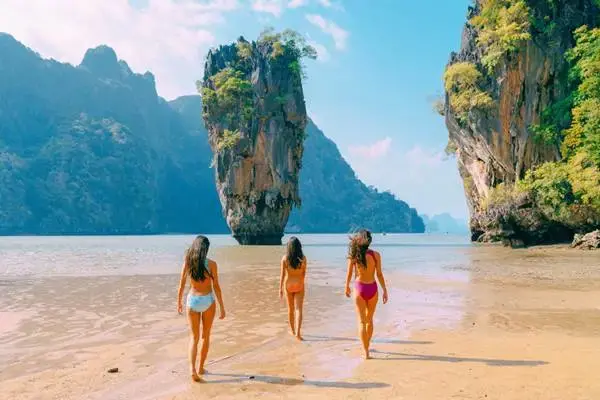 Tourists visiting James Bond Island during the James Bond Island Afternoon Tour from Phuket