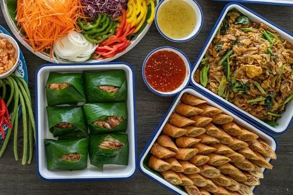 Thai buffet light lunch served during the James Bond Island Afternoon Tour from Phuket