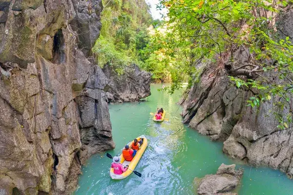 Sea cave canoeing at Hongs Island during the James Bond Island Tour from Phuket by Speedboat